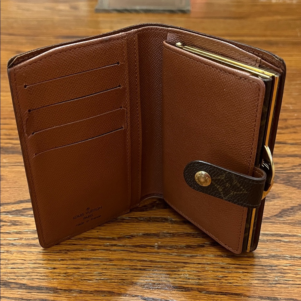 Louis Vuitton Monogram Portefeuille Viennois - Picture 3 of 12